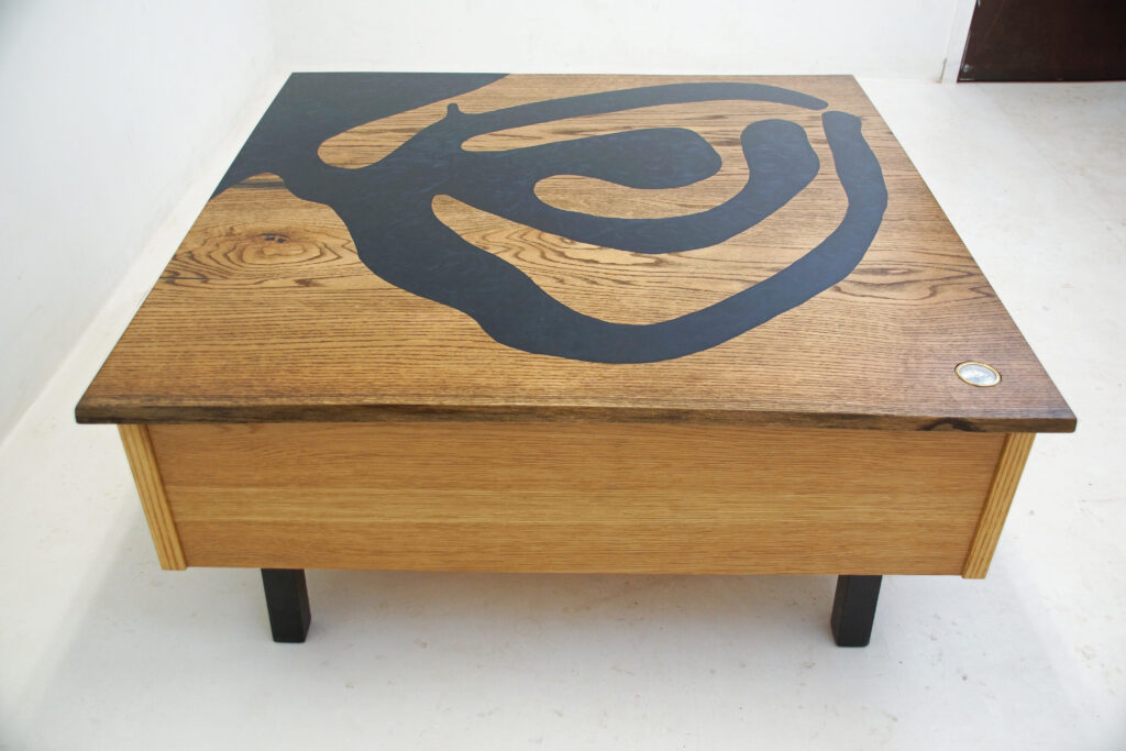 http://Midnight%20Epoxy%20&%20Custom%20Oak%20CNC%20Coffee%20Table%20With%20Storage%205