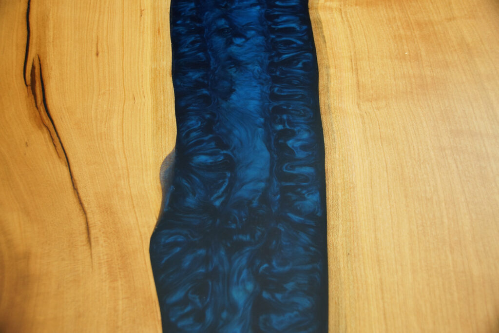 http://Cherry%20Wood%20Dining%20Table%20With%20Deep%20Blue%20Resin%209