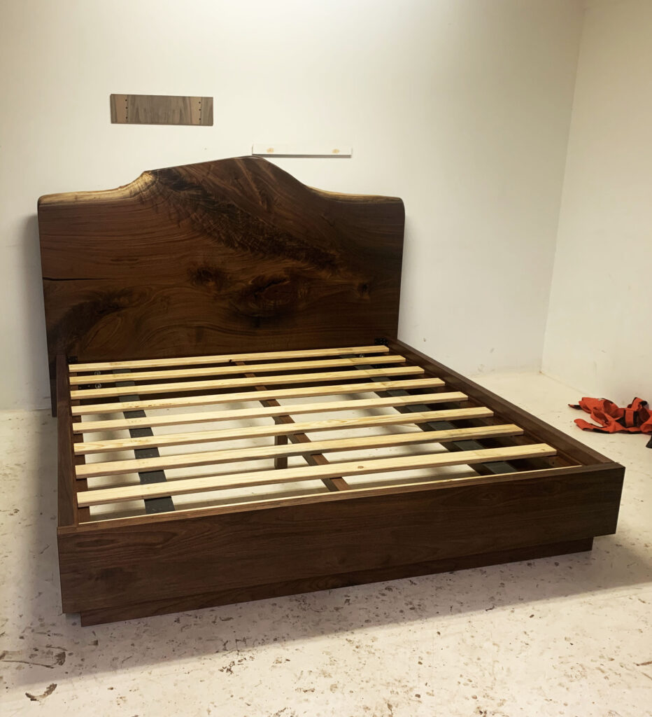 http://Live%20Edge%20Wood%20Slab%20Epoxy%20Headboard%20&%20Bed%20Frame%203