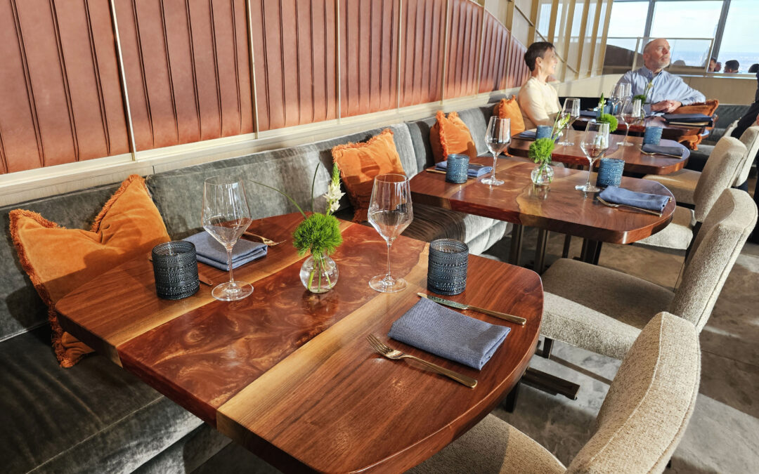 Walnut River Dining Tables For New York City Restaurant