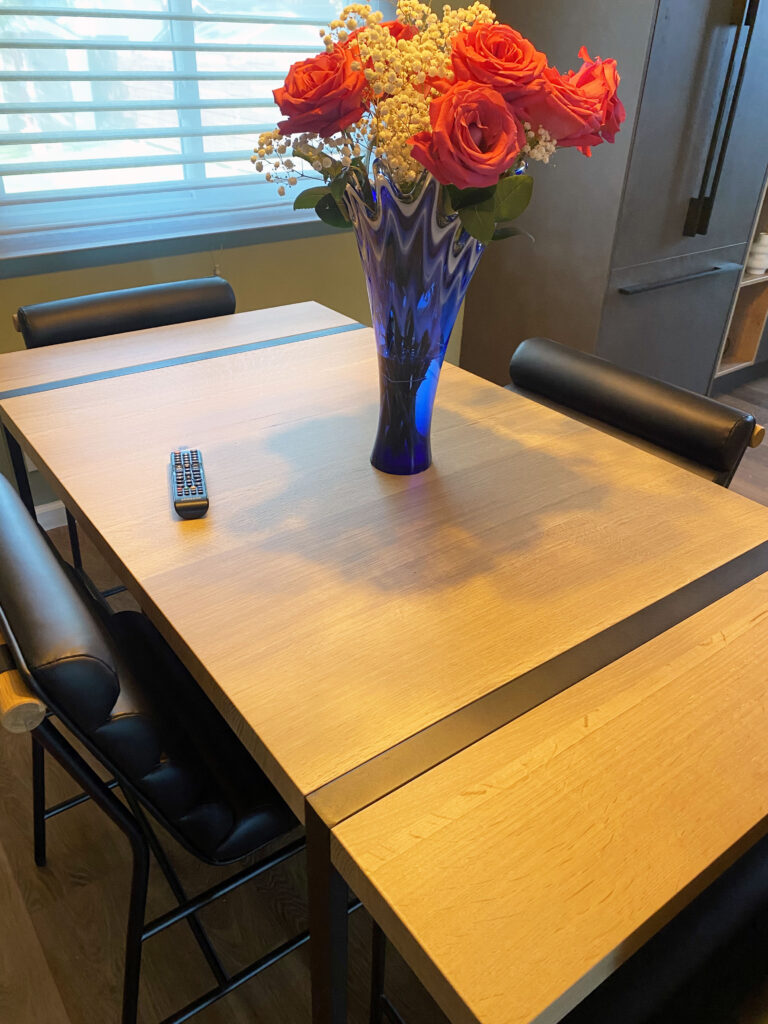 http://White%20Oak%20Kitchen%20Table%203