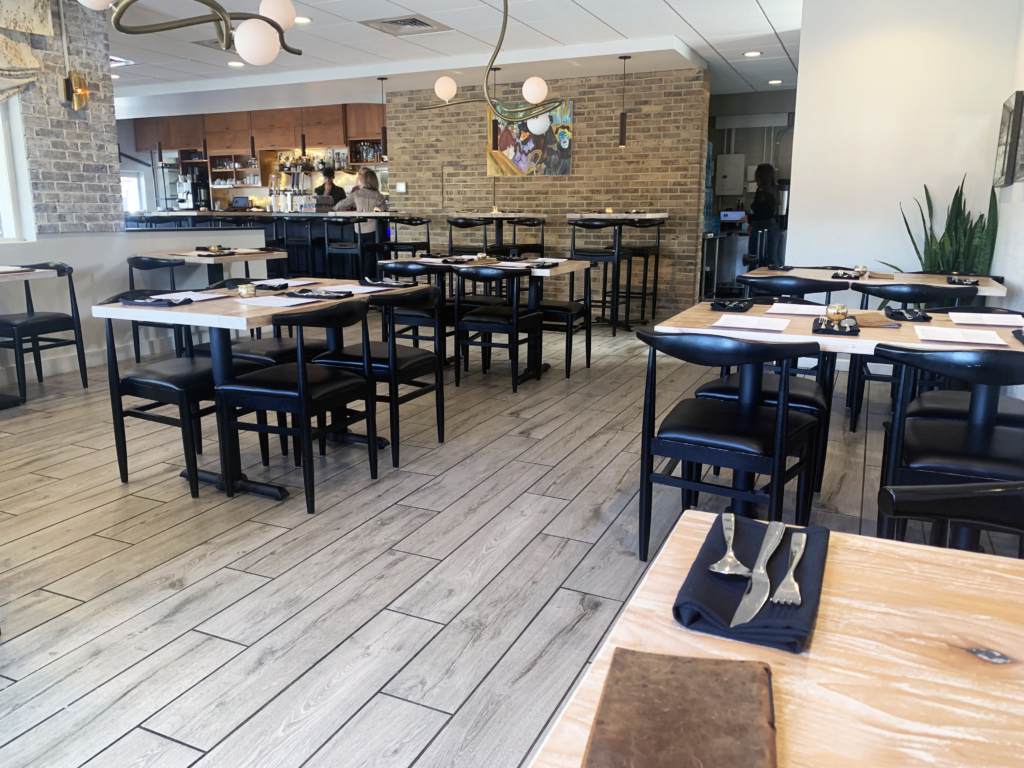 http://Maple%20Restaurant%20Dining%20Tables%208432%202