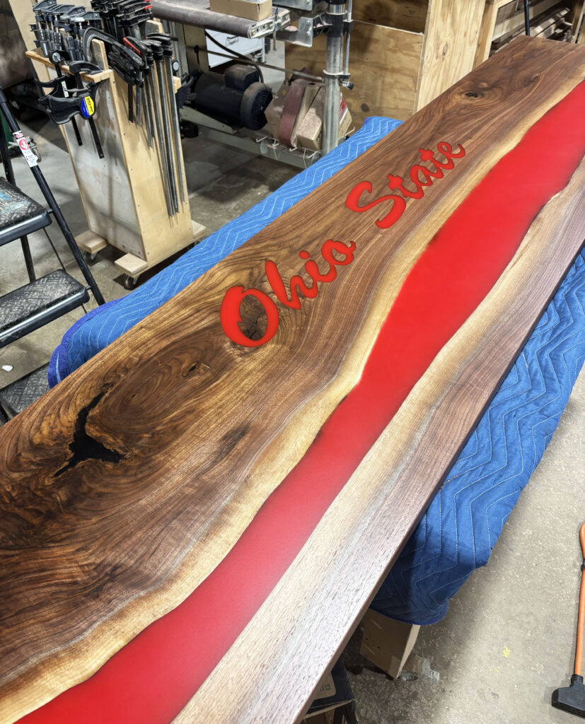 http://Walnut%20Ohio%20State%20Bar%20Top%20With%20LED%20Lights%204