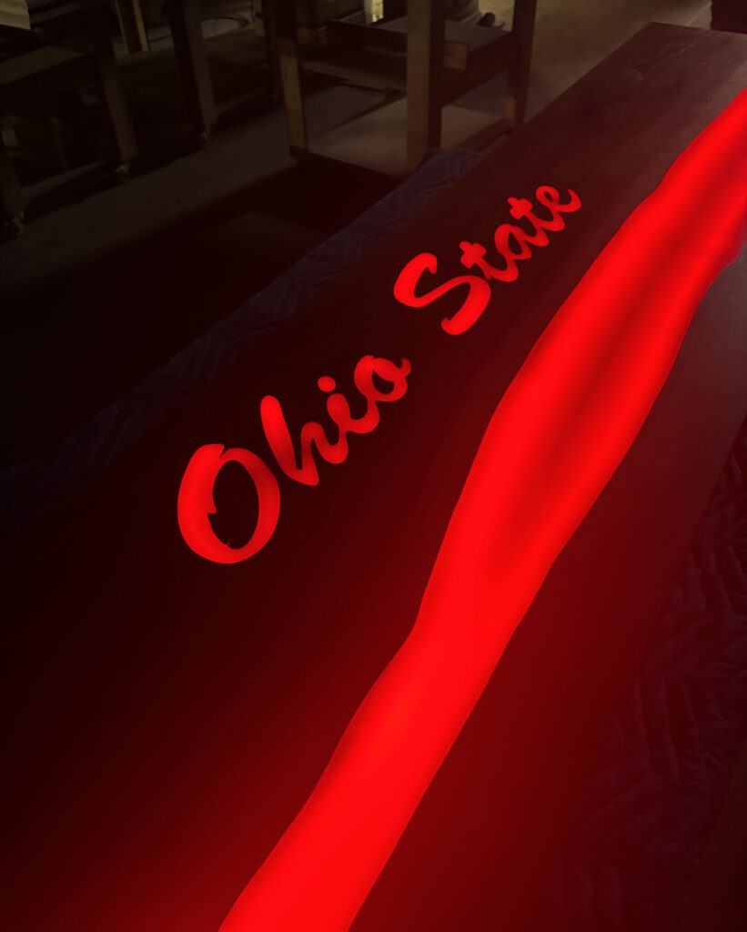 http://Walnut%20Ohio%20State%20Bar%20Top%20With%20LED%20Lights%207
