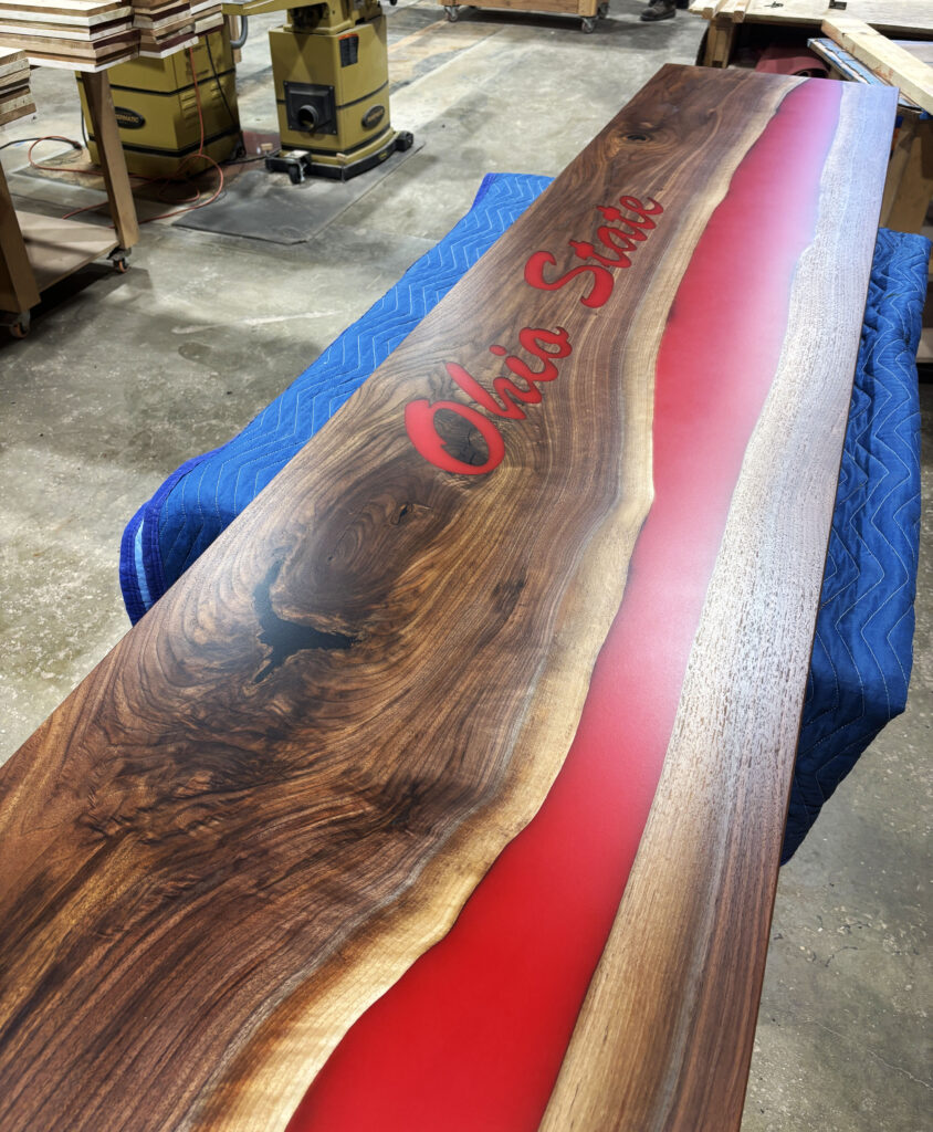 http://Walnut%20Ohio%20State%20Bar%20Top%20With%20LED%20Lights%2012