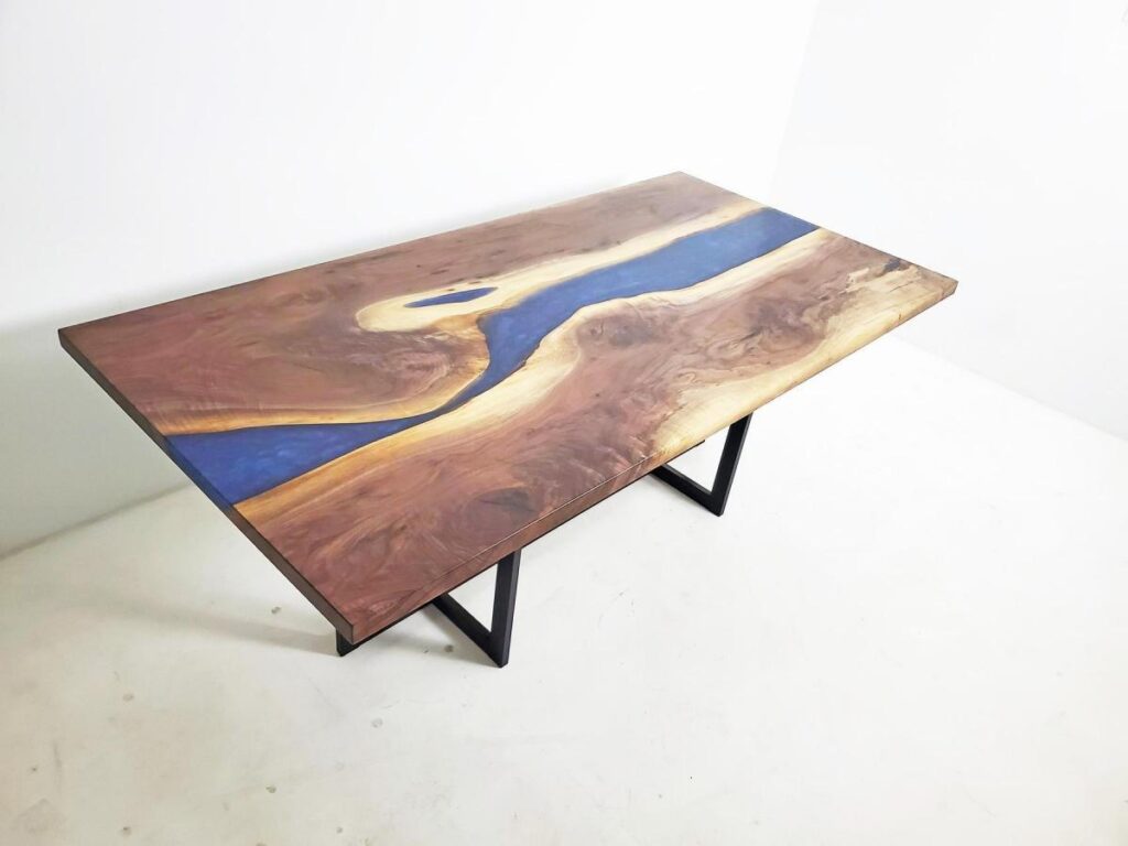 http://Blue%20Epoxy%20Resin%20River%20Dining%20Table%203
