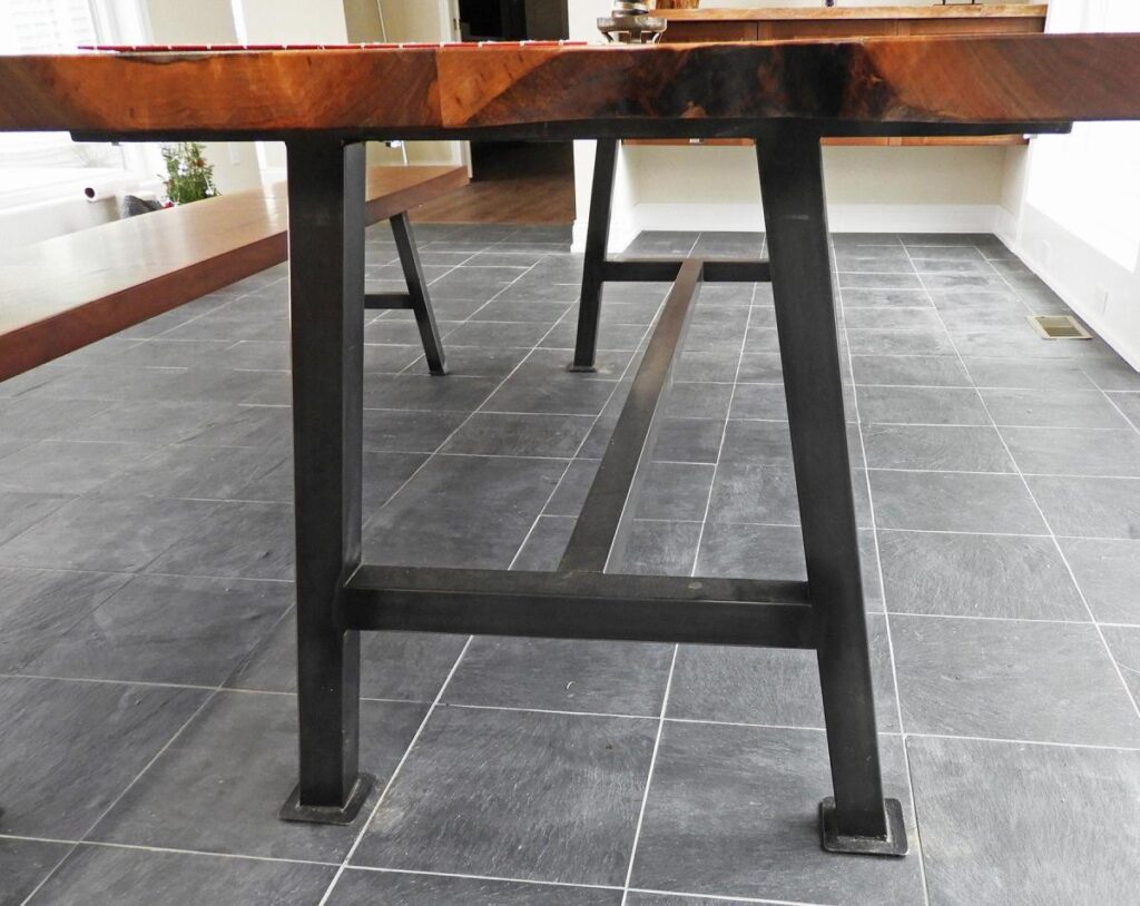 http://Live%20Edge%20Walnut%20Dining%20Table%20And%20Bench%202