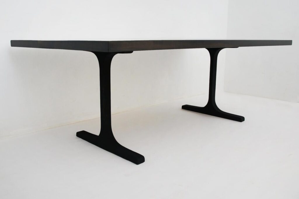 http://Star%20Wars%20Themed%20Epoxy%20Table%205