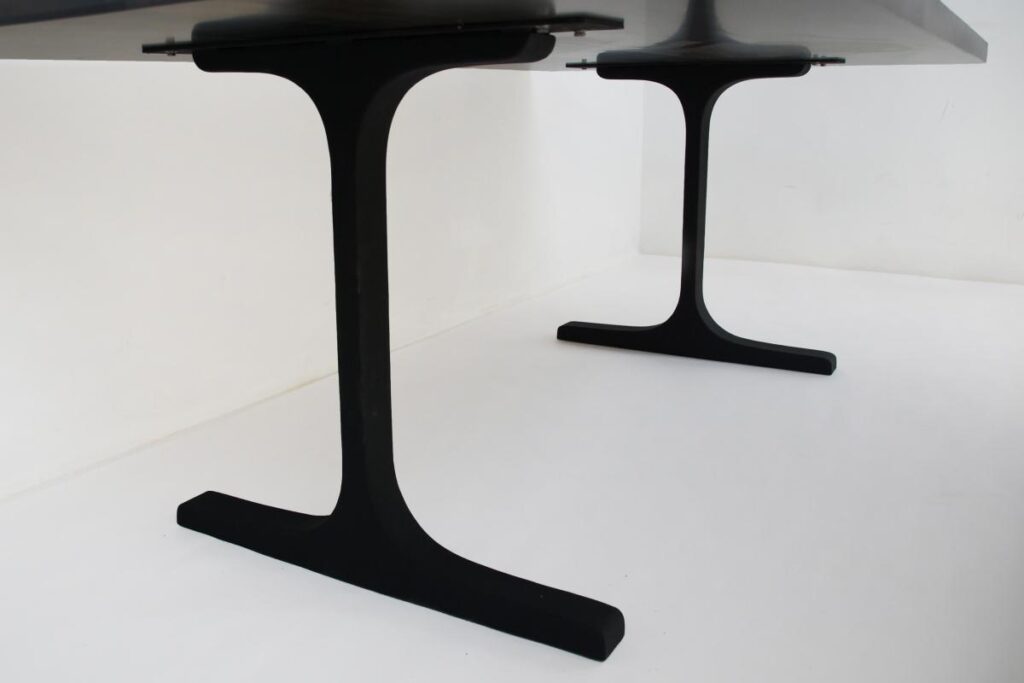 http://Star%20Wars%20Themed%20Epoxy%20Table%207