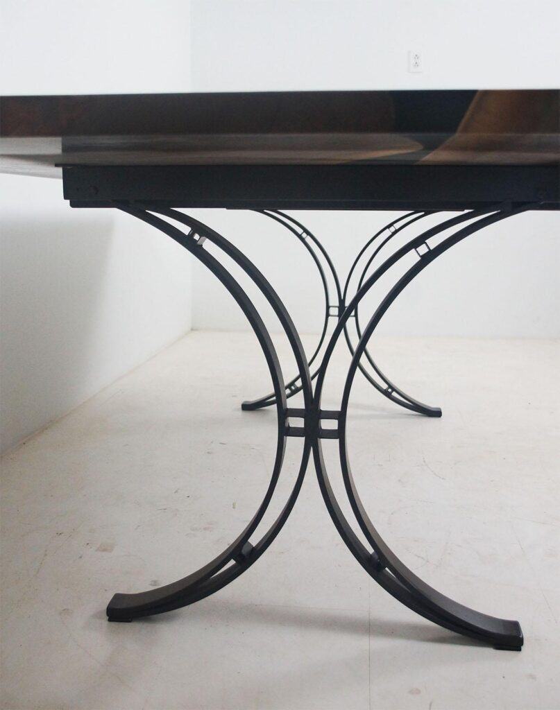 http://Large%20Black%20Walnut%20Dining%20Room%20Table%20with%20Black%20Epoxy%20River%204