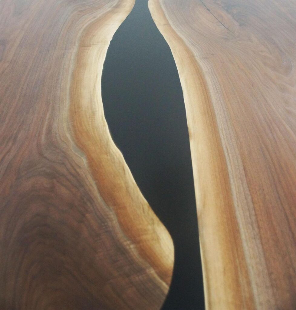 http://Large%20Black%20Walnut%20Dining%20Room%20Table%20with%20Black%20Epoxy%20River%205