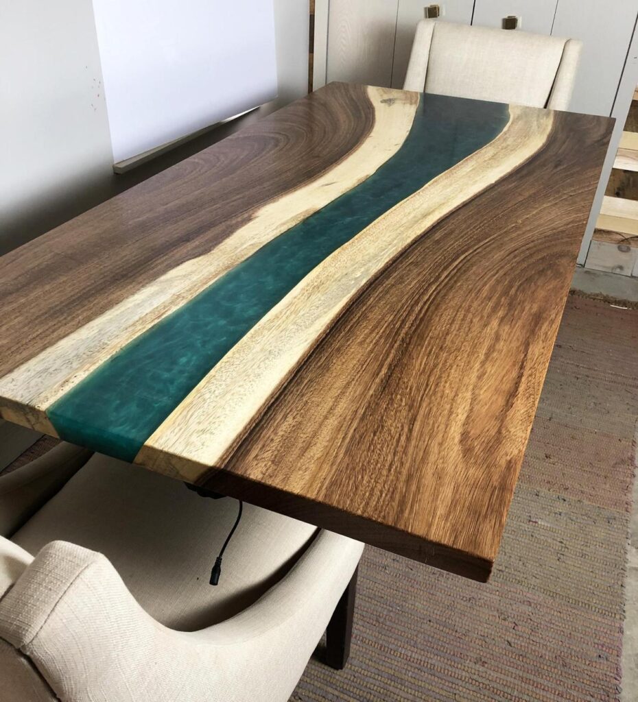 http://Custom%20Live%20Edge%20Green%20Epoxy%20Resin%20River%20LED%20Backlit%20Dining%20Table%201