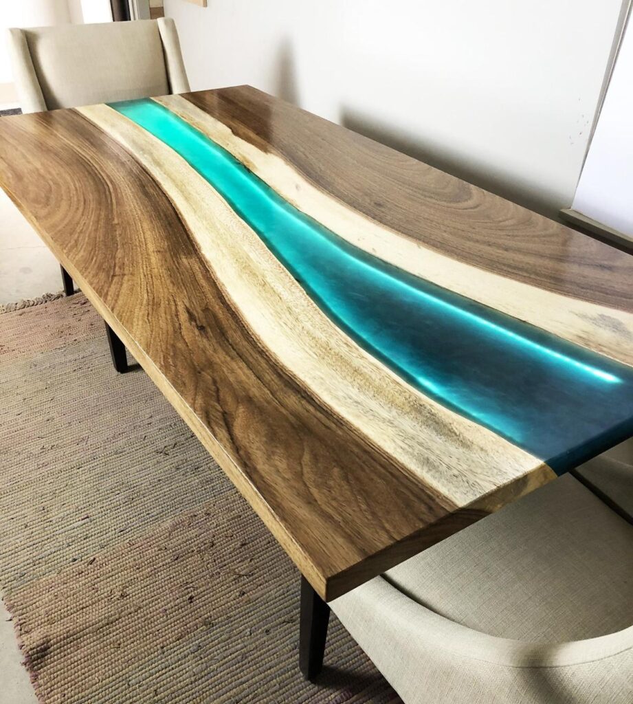 http://Custom%20Live%20Edge%20Green%20Epoxy%20Resin%20River%20LED%20Backlit%20Dining%20Table%205
