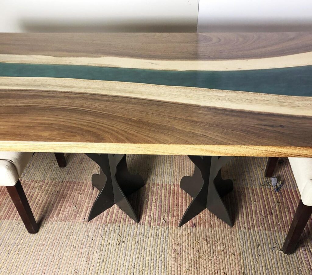 http://Custom%20Live%20Edge%20Green%20Epoxy%20Resin%20River%20LED%20Backlit%20Dining%20Table%209