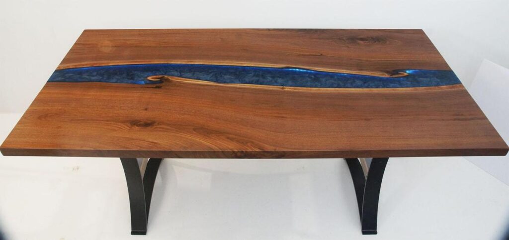 http://Blue%20Epoxy%20River%20Dining%20Table%20With%20Epoxy%20Legs%20and%20LED%20Lights%205