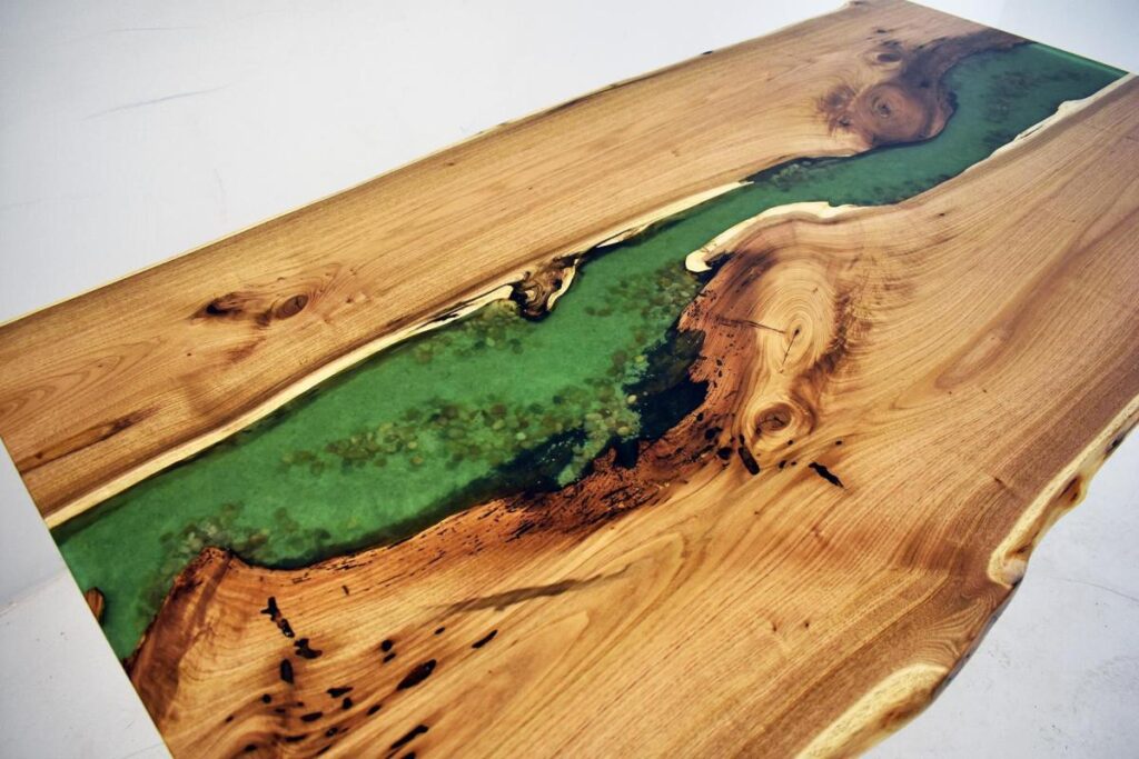http://Green%20River%20Dining%20Room%20Table%20With%20Sand%20And%20Pebbles%202