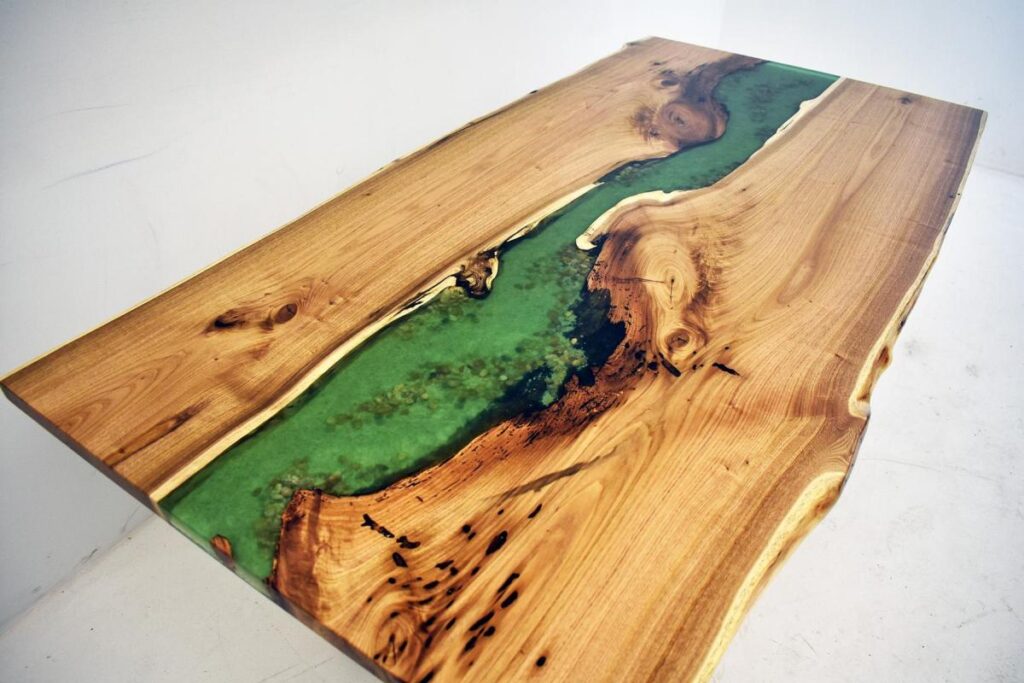 http://Green%20River%20Dining%20Room%20Table%20With%20Sand%20And%20Pebbles%203
