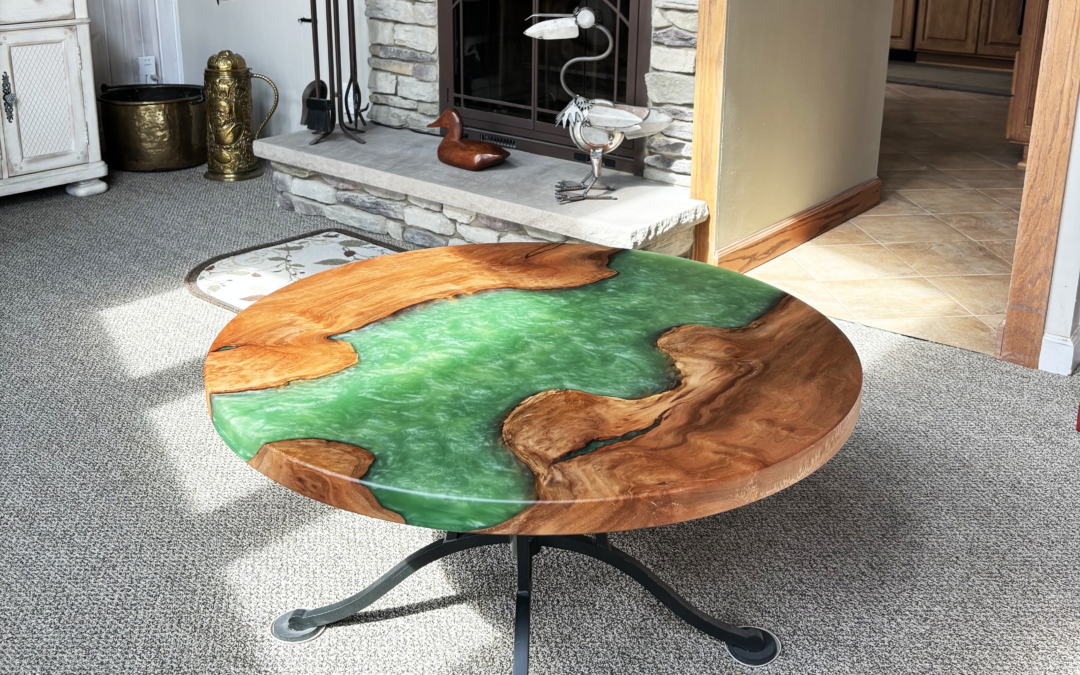 Round Sycamore Coffee Table With Green Resin