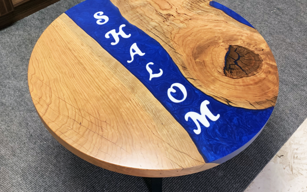 Round Coffee Table With River And Lettering