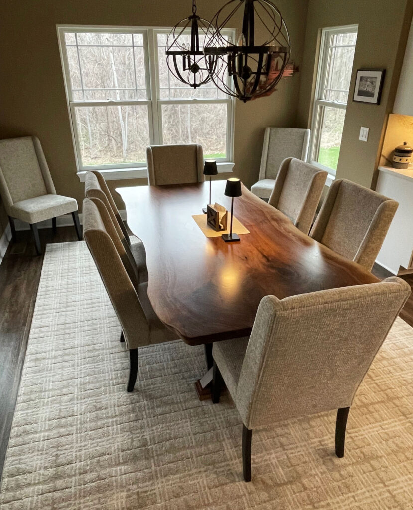 http://Live%20Edge%20Walnut%20Dining%20Table%20With%20Custom%20Wood%20Base%207