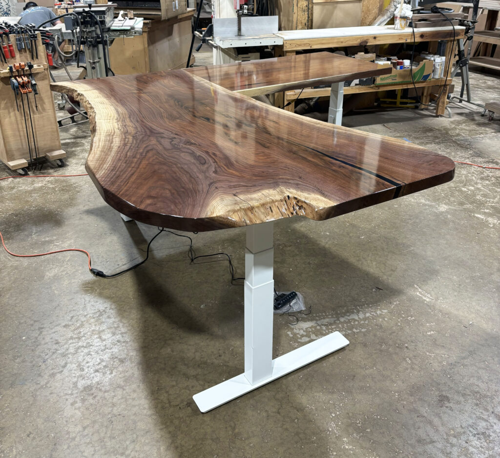 http://Walnut%20Standing%20Desk%20With%20Glass%20Finish%202