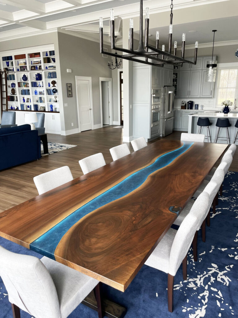 http://Custom%20Walnut%20Dining%20Room%20Table%20With%20LED%20Lights%202