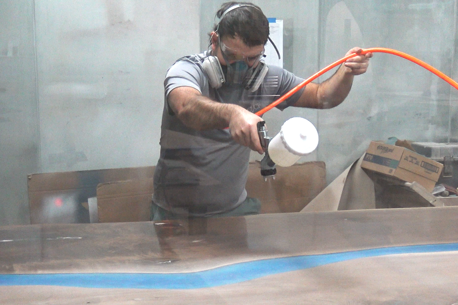 Spray Room Brandon Blue Epoxy Black Walnut