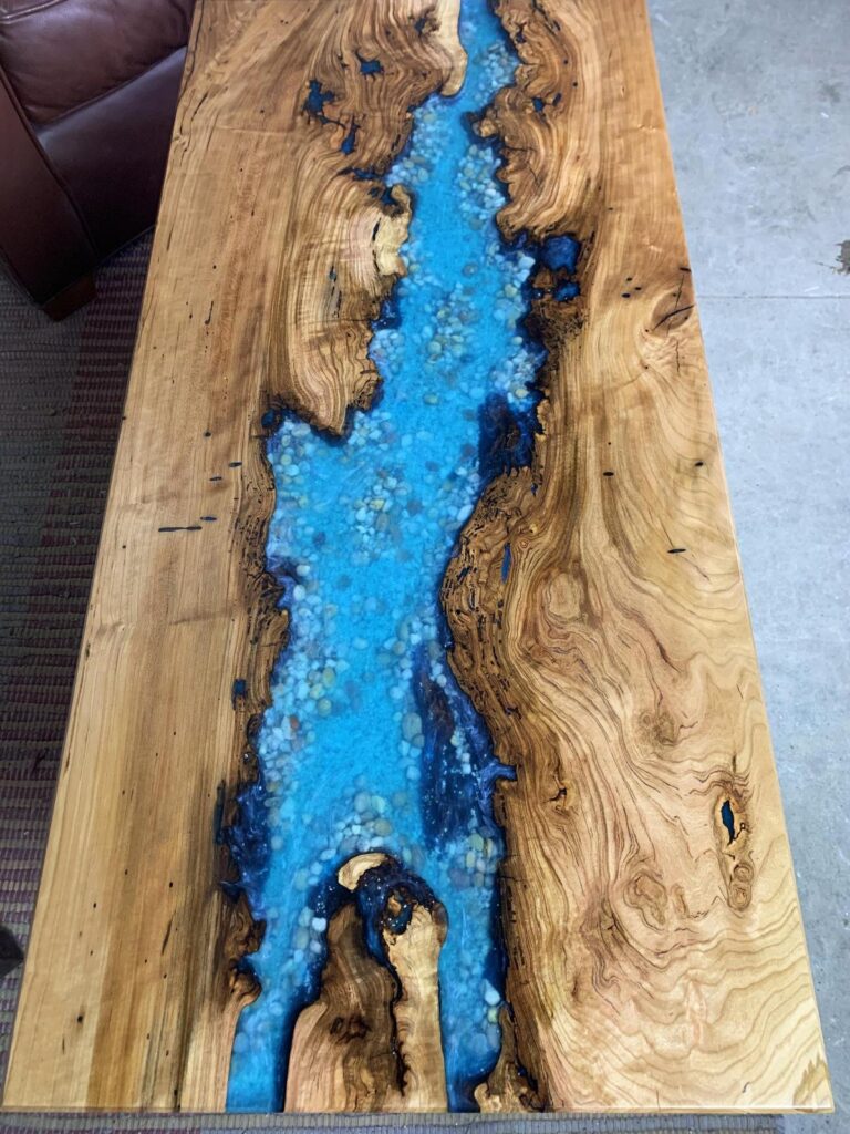 http://Epoxy%20Resin%20River%20Coffee%20Table%20With%20Sand%20&%20Pebbles%202