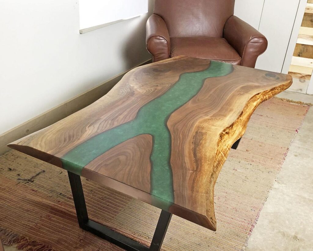 http://Live%20Edge%20Coffee%20Table%20With%20Green%20Epoxy%20River%204