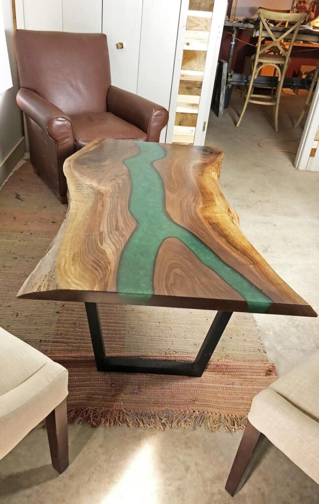 http://Live%20Edge%20Coffee%20Table%20With%20Green%20Epoxy%20River%203
