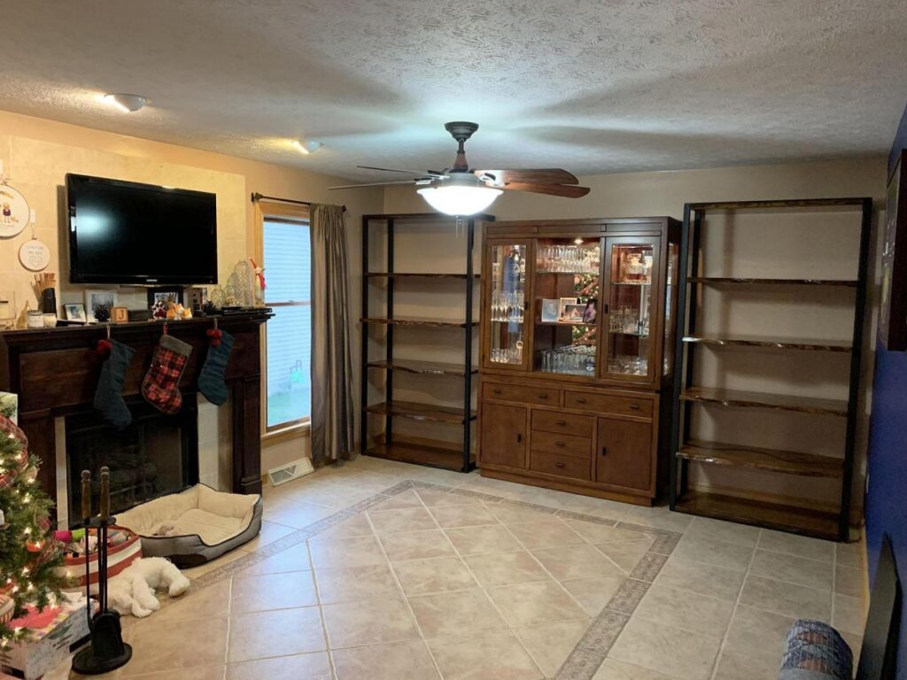http://Live%20Edge%20River%20Shelves%203
