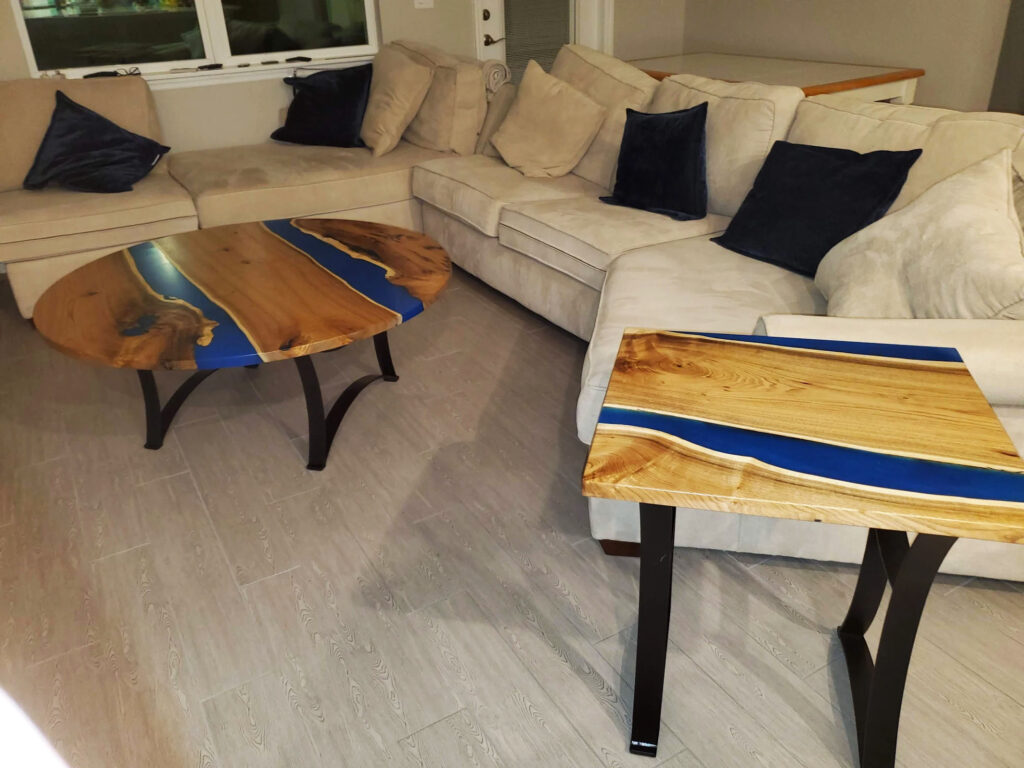 http://Matching%20Butternut%20Dining,%20Coffee%20&%20Side%20Tables%207