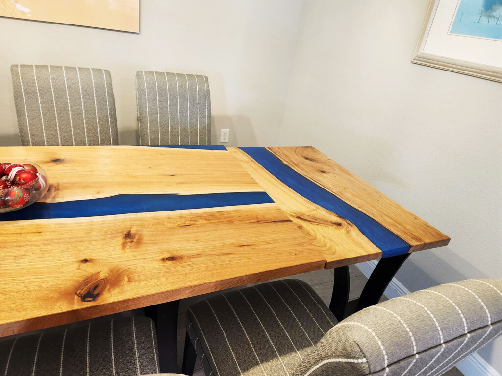 http://Matching%20Butternut%20Dining,%20Coffee%20&%20Side%20Tables%206
