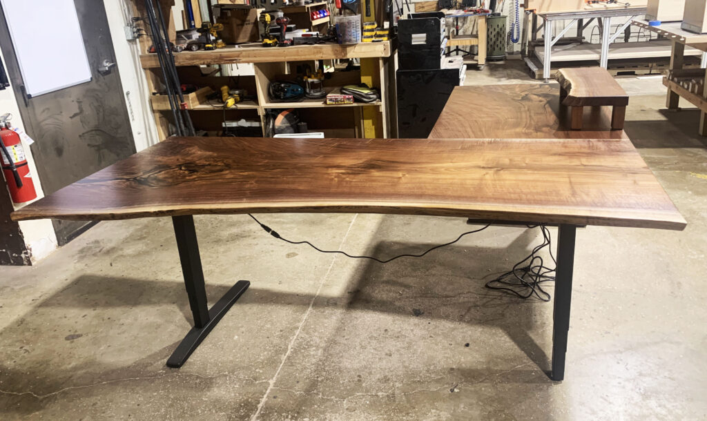 http://L%20Shaped%20Walnut%20Ergonomic%20Desk%203