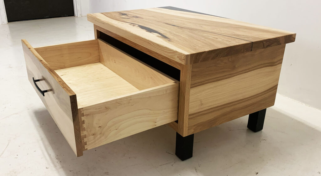http://Hickory%20Coffee%20Table%20With%20Drawer%20Storage%207