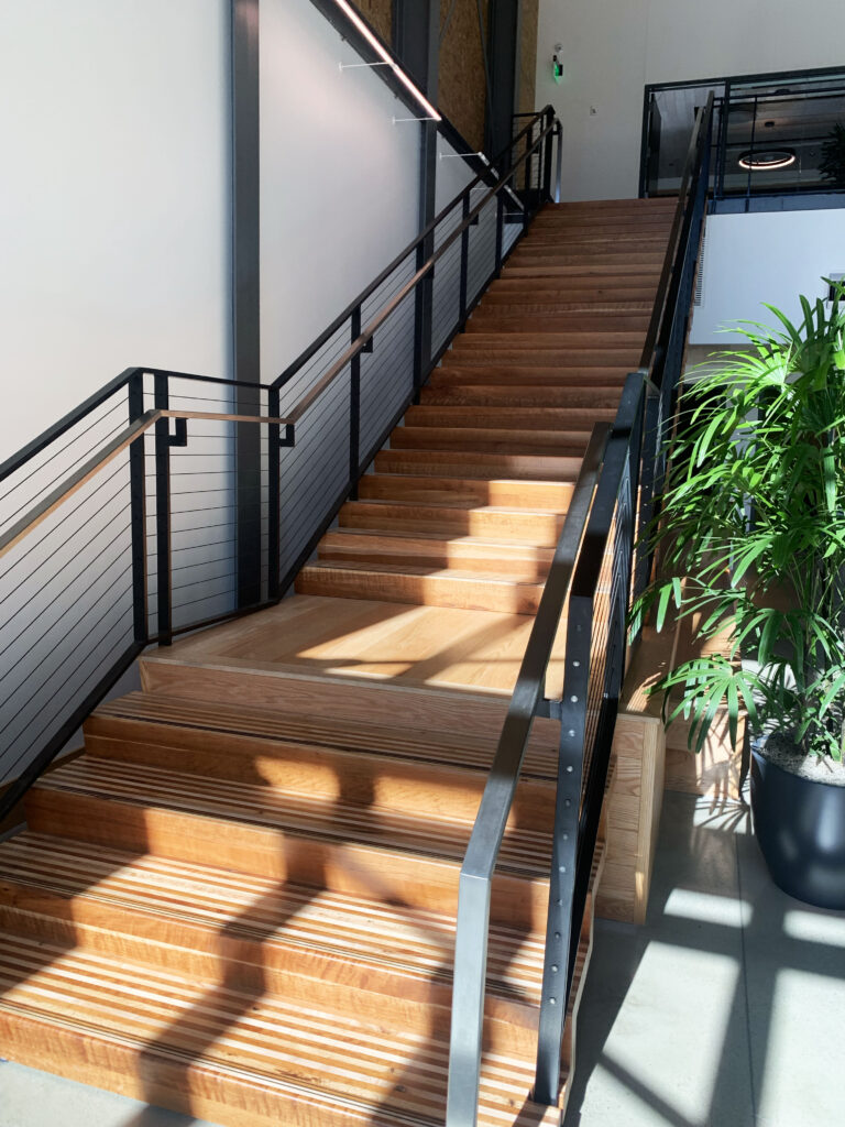 http://Custom%20Staircase%20For%20Commercial%20Building%204