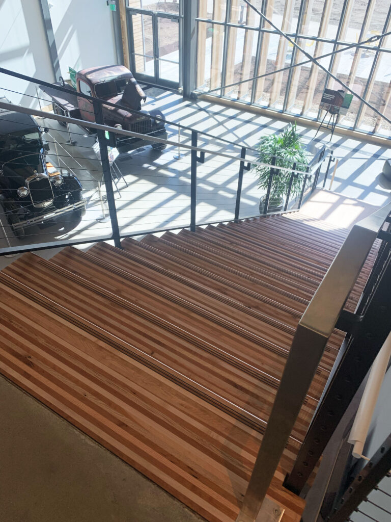 http://Custom%20Staircase%20For%20Commercial%20Building%203